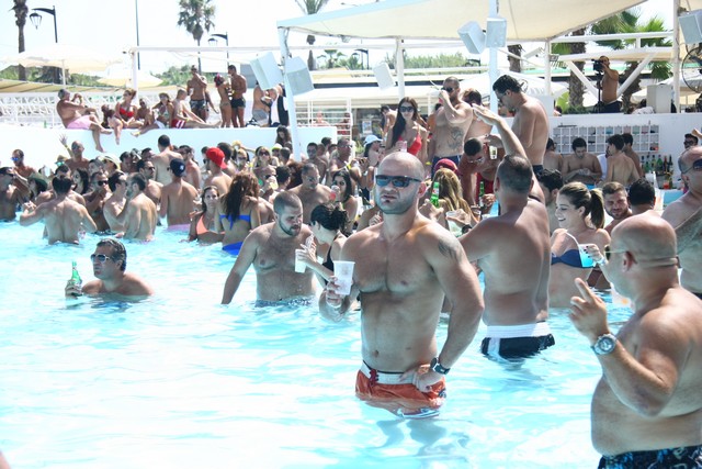 I Love SUNdays at Riviera
